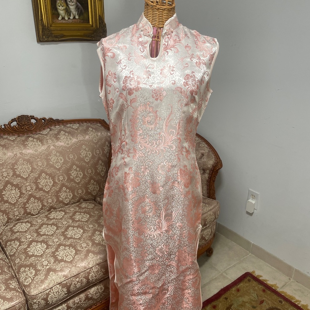 Elegant Pink and White Brocade Dress